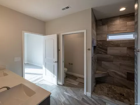 Bath - 112 Williston Ct, Delphi, IN 46923 photo 1 of 4