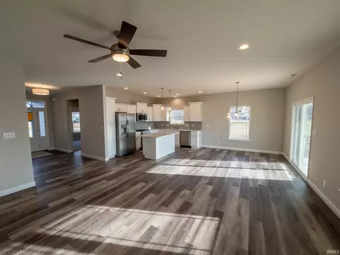 Living - 112 Williston Ct, Delphi, IN 46923 photo 4 of 4