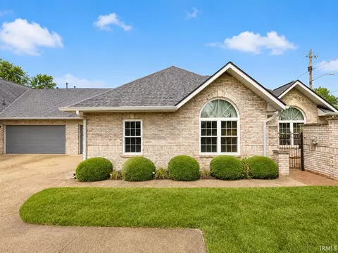 3077 W Applewood Ct, Muncie, IN 47304