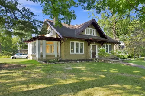 4230 Indiana Ave, Fort Wayne, IN 46807