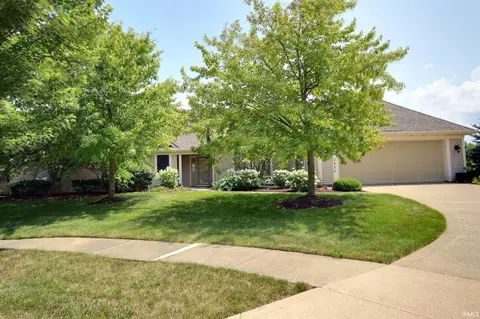 2933 Cunningham Dr, Fort Wayne, IN 46804