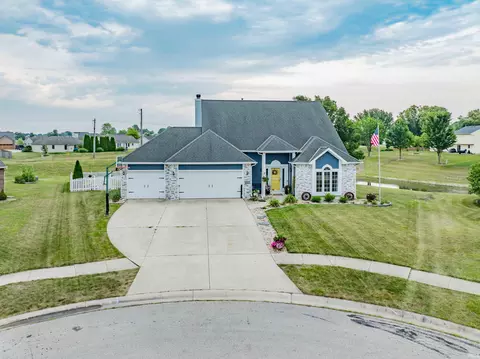 3509 Charger Ct, Fort Wayne, IN 46818