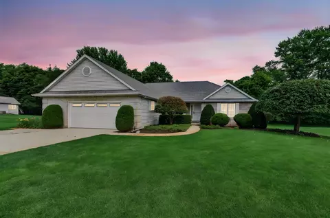 24047 Villa Ct, Elkhart, IN 46517