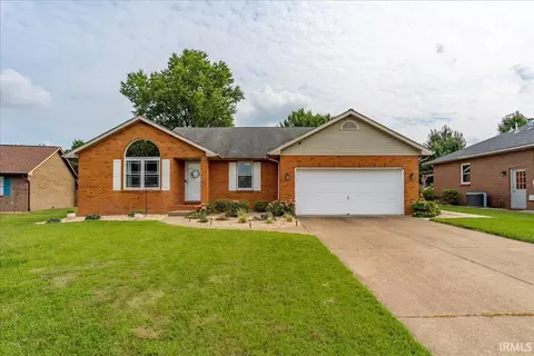 2919 Woodside Ct, Evansville, IN 47711