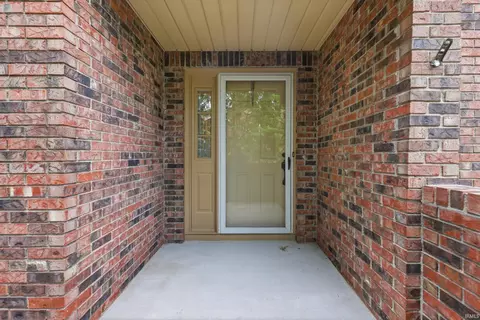Exterior - 2648 E Windermere Woods Dr, Bloomington, IN 47401 photo 6 of 10