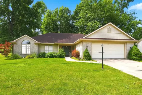 2005 Ardis St, Fort Wayne, IN 46819