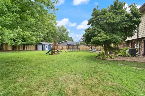 Exterior - 3 Bohnert Ct, Jasper, IN 47546 photo 6 of 13