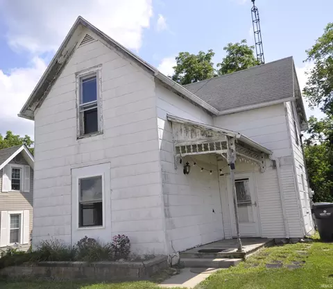 104 N Plum St, Farmland, IN 47340