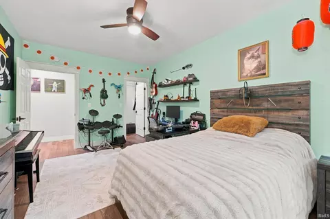 Bedroom - 6099 N 950 E, North Webster, IN 46555 photo 5 of 6