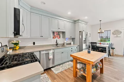 Kitchen - 6099 N 950 E, North Webster, IN 46555 photo 5 of 7