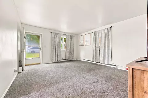 Living - 103 Rick Dr, Dunkirk, IN 47336 photo 2 of 3