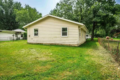 Exterior - 103 Rick Dr, Dunkirk, IN 47336 photo 5 of 7