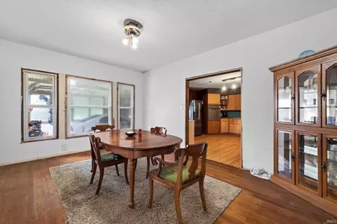 Dining - 1325 Fleenor Rd, Mitchell, IN 47446 photo 1 of 3