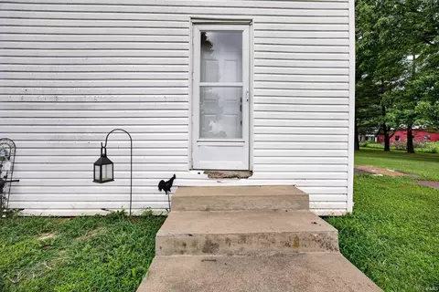 Exterior - 1325 Fleenor Rd, Mitchell, IN 47446 photo 4 of 11