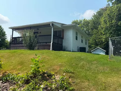 Exterior - 911 Lafayette Ave, Oolitic, IN 47451 photo 2 of 5