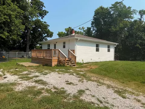 Exterior - 911 Lafayette Ave, Oolitic, IN 47451 photo 4 of 5