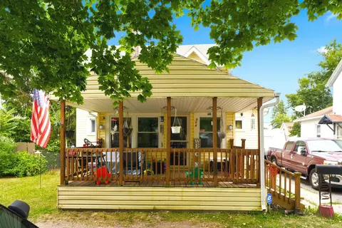 Exterior - 508 E 9th St, Auburn, IN 46706 photo 3 of 13