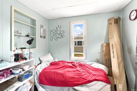 Bedroom - 508 E 9th St, Auburn, IN 46706 photo 1 of 10
