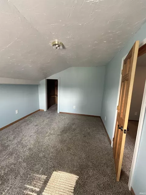 110 N Poplar St, Lagrange, IN 46761 photo 6