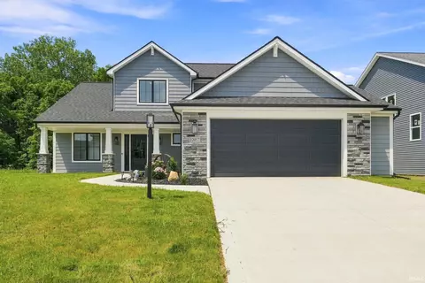 12057 Falcatta Dr, Fort Wayne, IN 46845