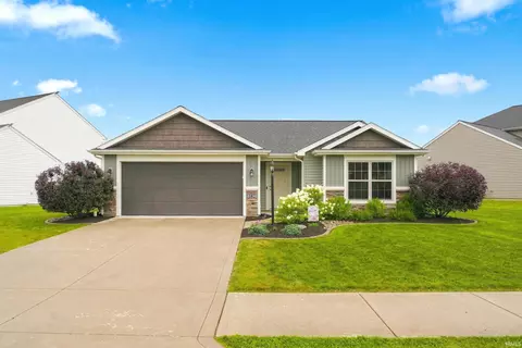 382 Heyford Ct, Fort Wayne, IN 46818