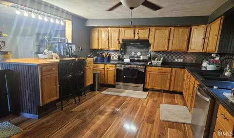 Kitchen - 605 E Jackson St, Flora, IN 46929 photo 1 of 4