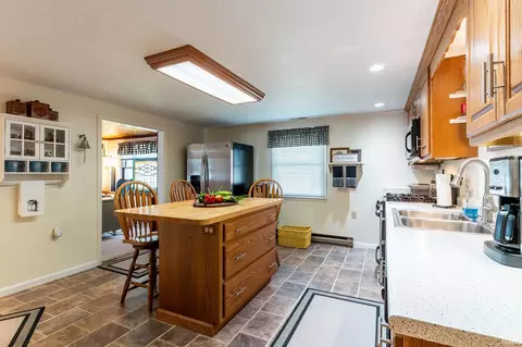 Kitchen - 1823 S 445 E Royer Lk, Lagrange, IN 46761 photo 3 of 4