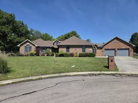 2405 N Wicklow Dr, Muncie, IN 47304