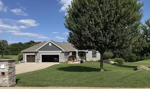 56412 Sylvan Meadows Ct, Bristol, IN 46507