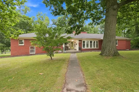 3601 Mulberry Rd, Fort Wayne, IN 46802