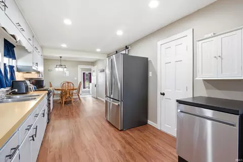 Entry Way - 606 E Main St, Albion, IN 46701 photo 1 of 3