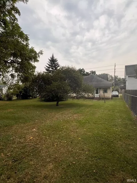 Exterior - 2206 Spring St, New Castle, IN 47362 photo 3 of 5