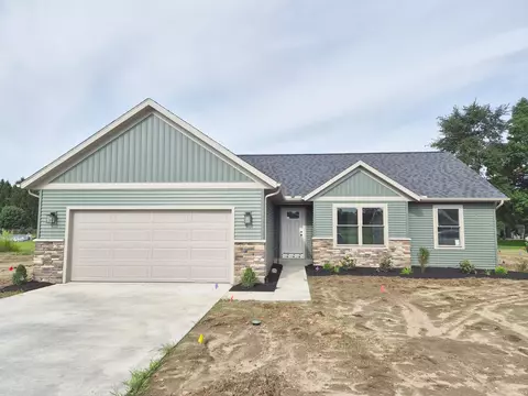 425 N Eastfield Cir, Milford, IN 46542