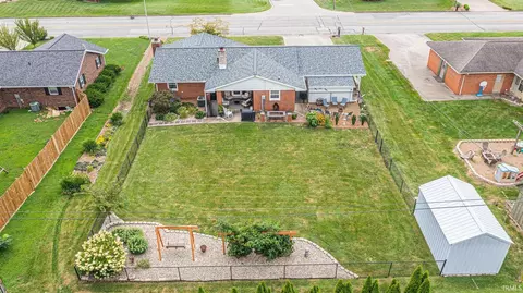 View/Area - 1548 Gregory Ln, Jasper, IN 47546 photo 2 of 4