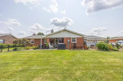 Exterior - 1548 Gregory Ln, Jasper, IN 47546 photo 8 of 10
