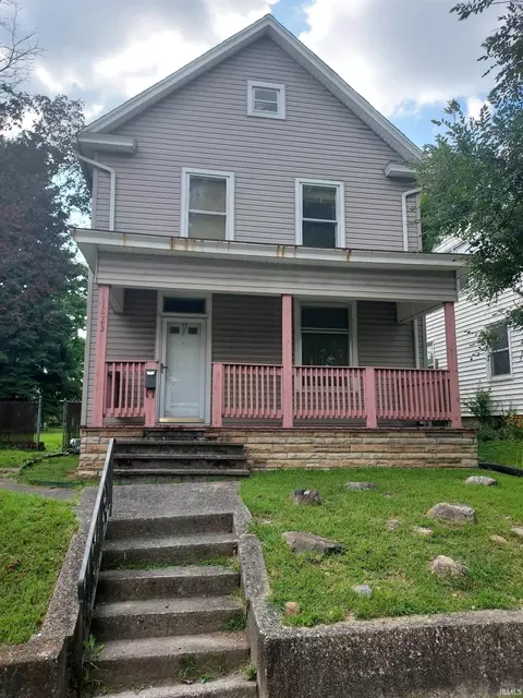 1823 Saint Marys Ave, Fort Wayne, IN 46808