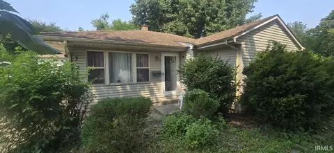 1515 Macarthur Dr, Evansville, IN 47714