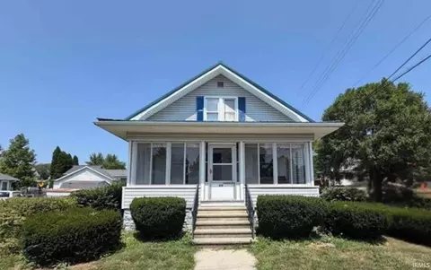 314 W Winona Ave, Warsaw, IN 46580