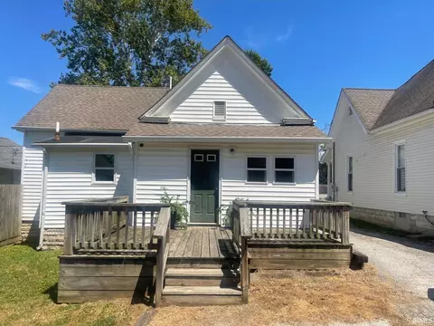 Exterior - 1005 N St, Bedford, IN 47421 photo 5 of 7