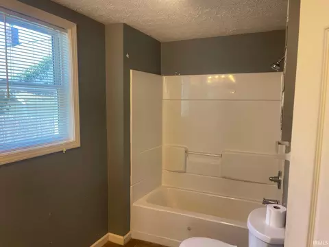 Bath - 1005 N St, Bedford, IN 47421 photo 1 of 2