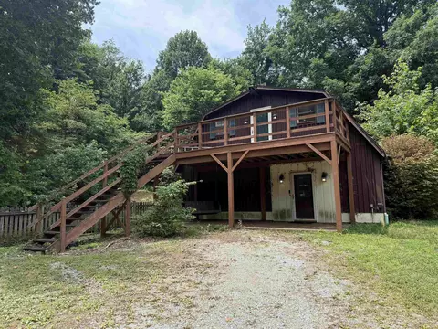1925 Schlensker Rd, Evansville, IN 47725