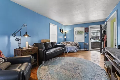Living - 1009 Ewing Ave, South Bend, IN 46613 photo 2 of 3