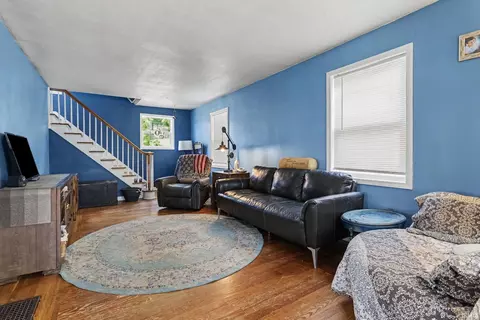 Living - 1009 Ewing Ave, South Bend, IN 46613 photo 1 of 3