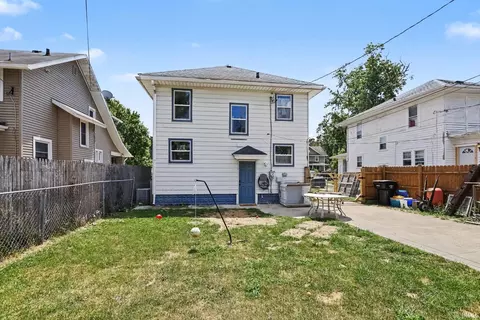 Exterior - 1009 Ewing Ave, South Bend, IN 46613 photo 4 of 5