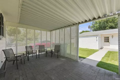 Exterior - 206 W Jackson St, Monroe, IN 46772 photo 1 of 5