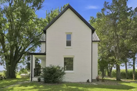6502 E 400 S Rd, Columbia City, IN 46725