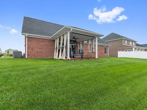 Exterior - 5540 Brompton Dr, Newburgh, IN 47630 photo 4 of 7