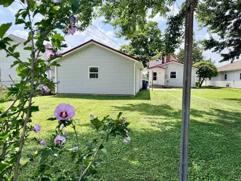 Exterior - 307 E Spring St, Bluffton, IN 46714 photo 11 of 11