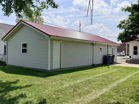 Exterior - 307 E Spring St, Bluffton, IN 46714 photo 10 of 11