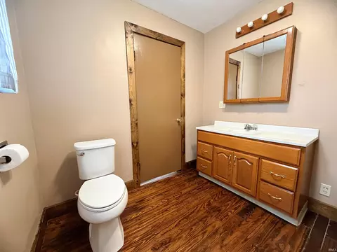 Bath - 307 E Spring St, Bluffton, IN 46714 photo 2 of 3
